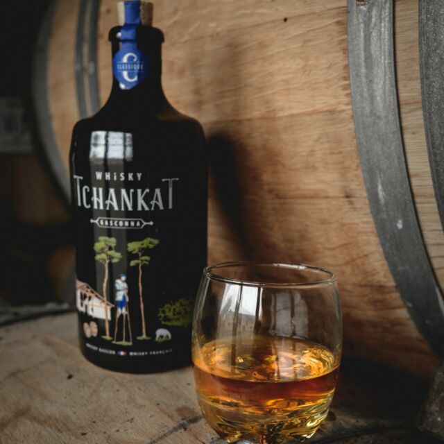 🇨🇵Journée des Spiritueux Français🇨🇵

Le whisky Tchankat vient célébrer la journée des spiritueux français ! Un whisky qui rend hommage au terroir gascon ! 

#journéespiritueuxfrancais
#journeespiritueuxfrancais2022 #journéespiritueuxfrancais